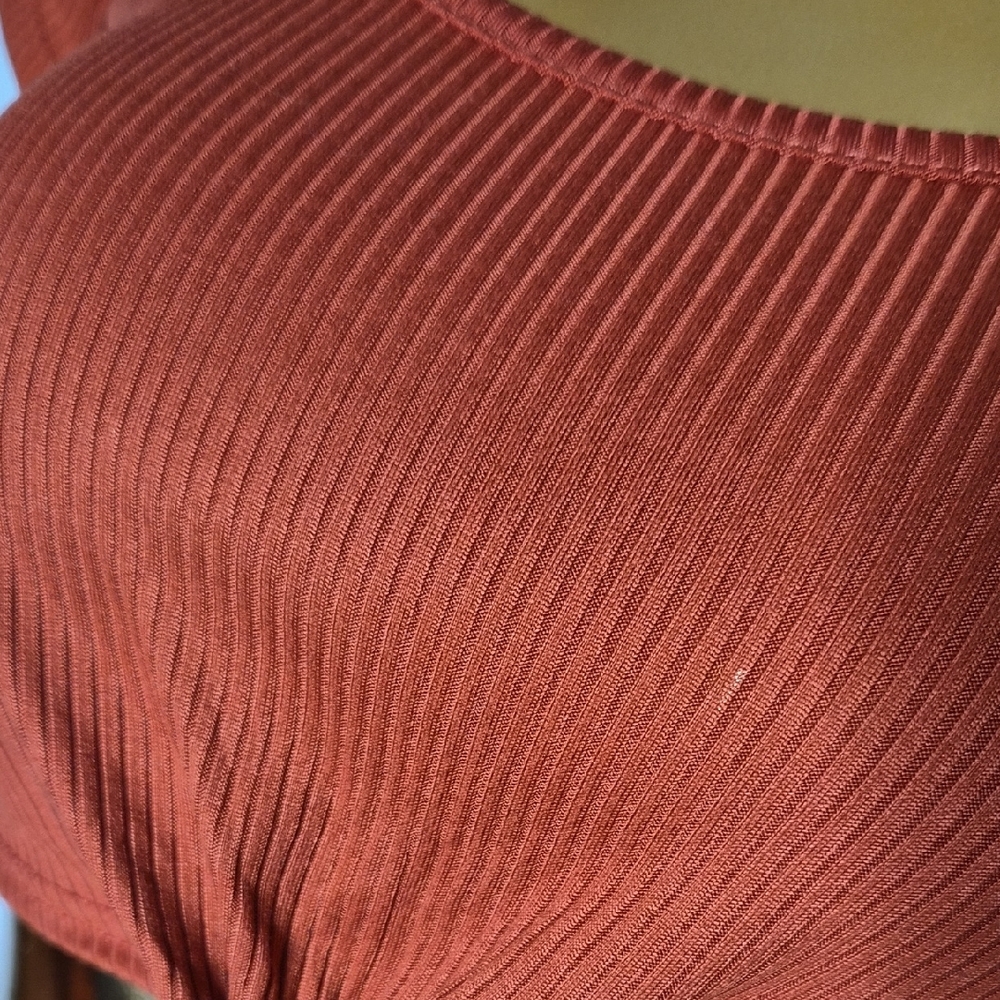 Rust Ribbed Knot Front Top - Picture 3 of 5